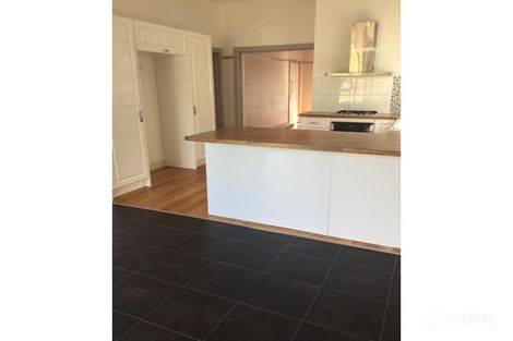 18 Beverley St, Portland, VIC 3305