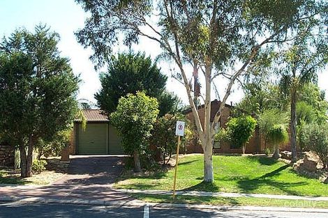 10 Trappers Dr, Woodvale, WA 6026