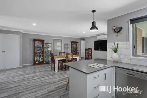Property photo of 24A Laurette Drive Glenore Grove QLD 4342