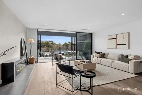 2/25 King St, Daylesford, VIC 3460