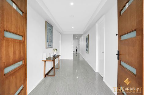 Property photo of 16 Rushmore Way Bonnie Brook VIC 3335