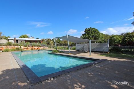 Property photo of 8 Whitsunday Place Redland Bay QLD 4165