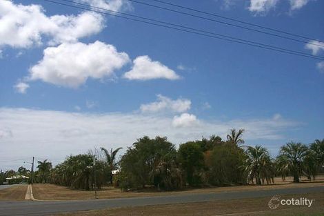 22 Lloyd St, Walkervale, QLD 4670