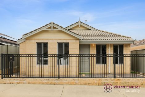 Property photo of 40 Leda Boulevard Wellard WA 6170