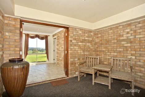 Property photo of 34 Forest Hill Drive Oakhampton Heights NSW 2320