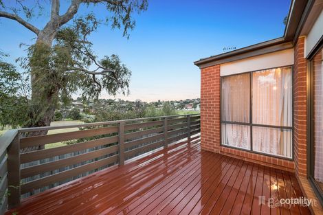 Property photo of 2/98 Ahern Road Pakenham VIC 3810