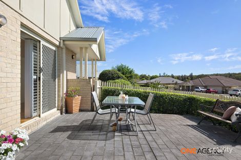 Property photo of 2/135 Casey Drive Hunterview NSW 2330