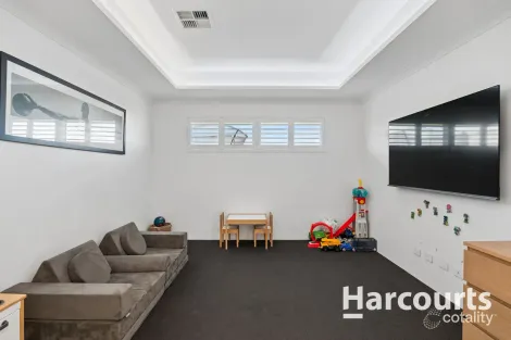 Property photo of 6 Spinosa Chase Jindalee WA 6036