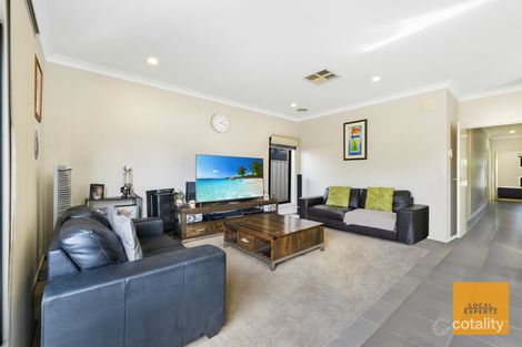 Property photo of 5 Etheridge Rise Caroline Springs VIC 3023