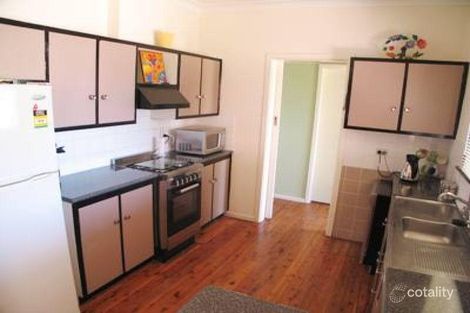 Property photo of 14 Nilma Avenue Mount Austin NSW 2650