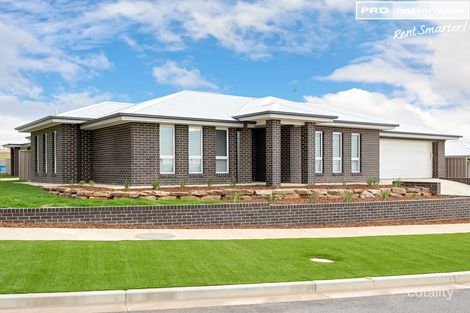 Property photo of 2/61 Lingiari Drive Lloyd NSW 2650