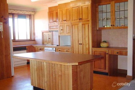 Property photo of 6 McCaw Place Calwell ACT 2905