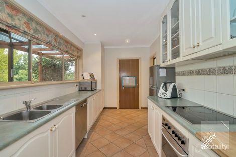 Property photo of 11 Auricht Road Hahndorf SA 5245