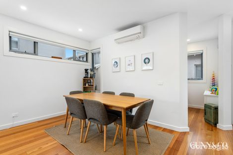 Property photo of 2/4 Percy Street Newport VIC 3015