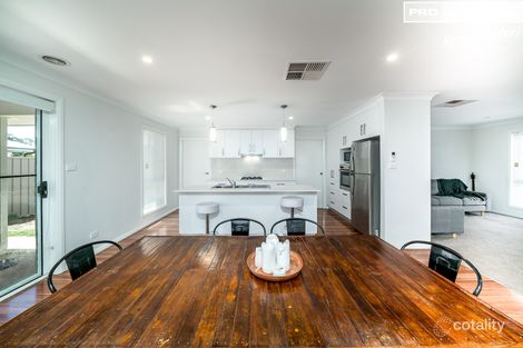 Property photo of 2/61 Lingiari Drive Lloyd NSW 2650