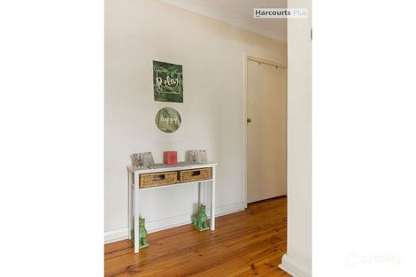 Property photo of 37 Collins Parade Hackham SA 5163