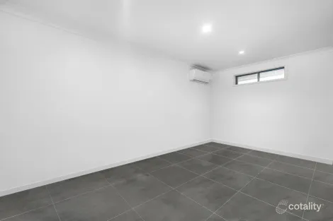 Property photo of 8 Albion Road Eatons Hill QLD 4037