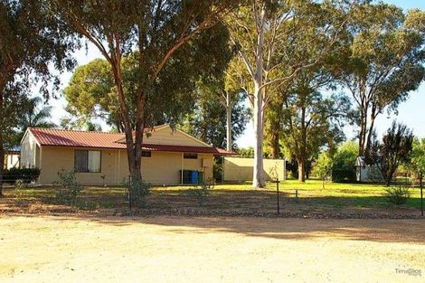 Property photo of 13 Maple Road Lake Albert NSW 2650