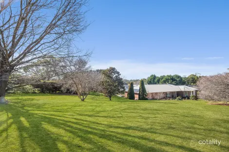 Property photo of 8 Nari Circuit Moss Vale NSW 2577