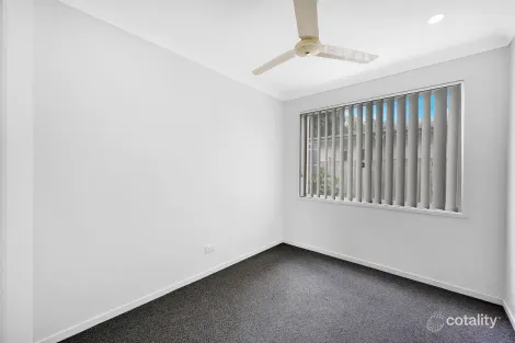 Property photo of 20 Wave Court Toogoom QLD 4655