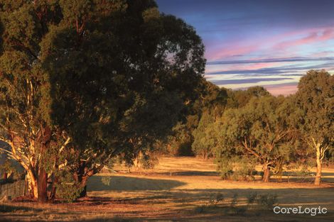 Property photo of 28 Deas Lane Rutherglen VIC 3685