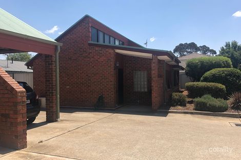 Property photo of 2/19 Bungendore Road Queanbeyan East NSW 2620