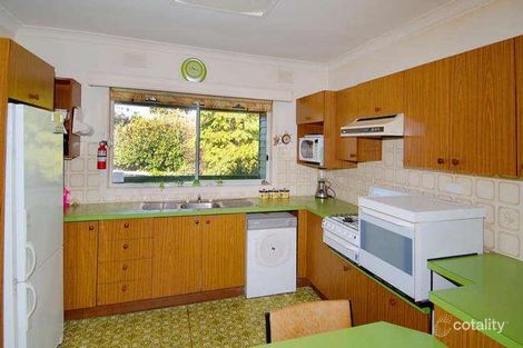 Property photo of 17 Etka Avenue Keilor East VIC 3033