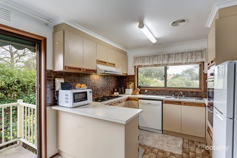 Property photo of 4/15 Valley Road Mount Waverley VIC 3149