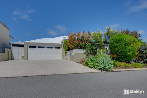 Property photo of 13 Crowsnest Terrace Wannanup WA 6210