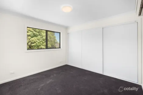 Property photo of 2/35 Helvetia Court Frankston VIC 3199