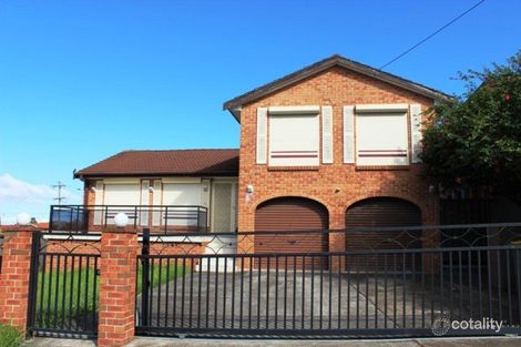 Property photo of 30 Garment Street Prairiewood NSW 2176