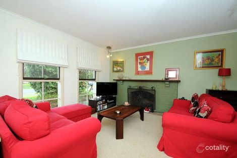 Property photo of 9 Appletree Drive Glen Waverley VIC 3150