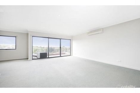 Property photo of 32/781 Whitehorse Road Mont Albert VIC 3127