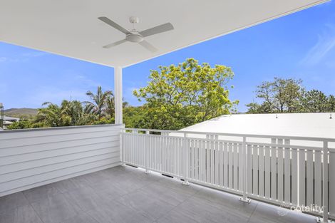 Property photo of 1/21 Simpsons Road Bardon QLD 4065