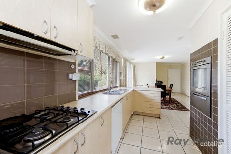 Property photo of 24 Wintersun Drive Albanvale VIC 3021