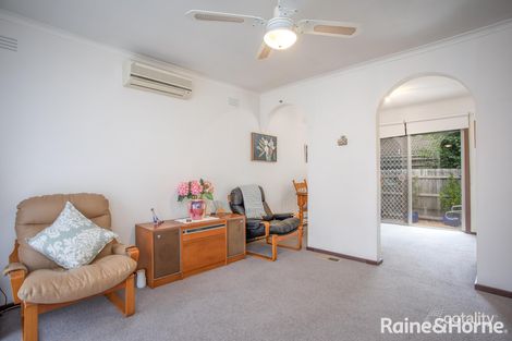 Property photo of 2/56 Fersfield Road Gisborne VIC 3437