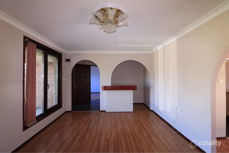 Property photo of 128 Spitfire Drive Raby NSW 2566