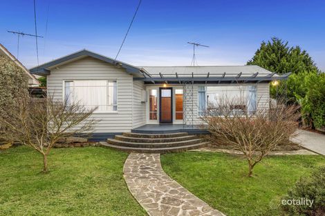 24 Summit Ave, Belmont, VIC 3216