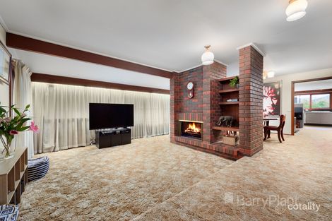 Property photo of 27 Admirala Avenue Dandenong North VIC 3175