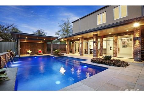 9 Enfield Rd, Brighton, VIC 3186