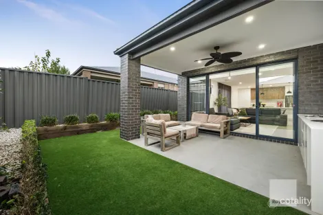 Property photo of 16 Rappel Street Greenvale VIC 3059