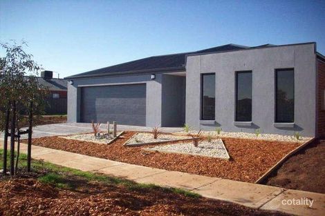 13 Mayesbrook Rd, Manor Lakes, VIC 3024