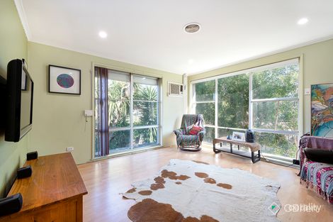 Property photo of 12 Gardenia Crescent Frankston North VIC 3200