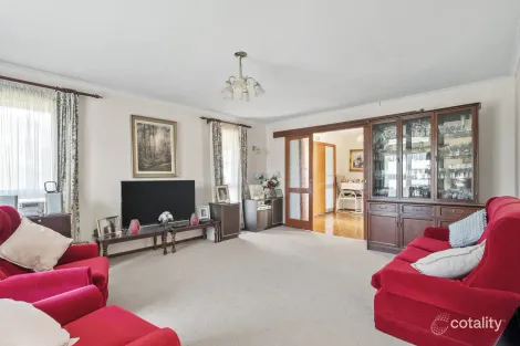 Property photo of 12 Varna Place Keilor Downs VIC 3038