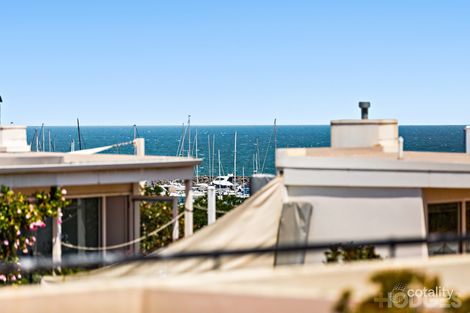 Property photo of 36/56 Beach Road Hampton VIC 3188