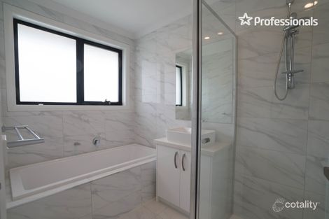 Property photo of 2/119 Borg Crescent Scoresby VIC 3179