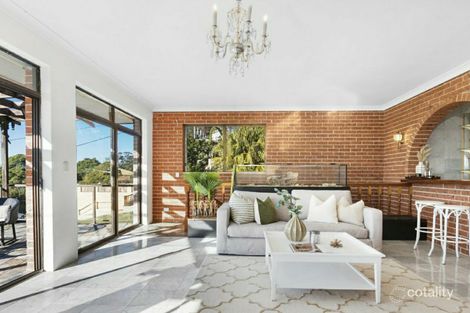 Property photo of 14 Pozieres Parade Allambie Heights NSW 2100