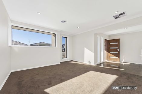 Property photo of 6 Ortiz Avenue Tarneit VIC 3029