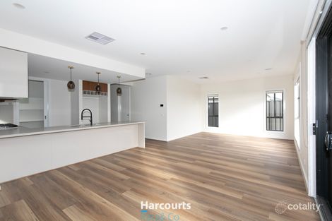 Property photo of 25 Latifolium Street Donnybrook VIC 3064