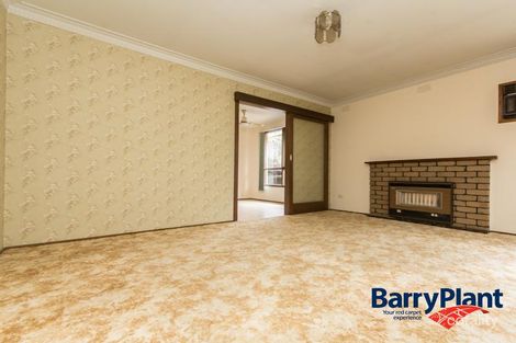 Property photo of 17 Taylor Street Cranbourne VIC 3977